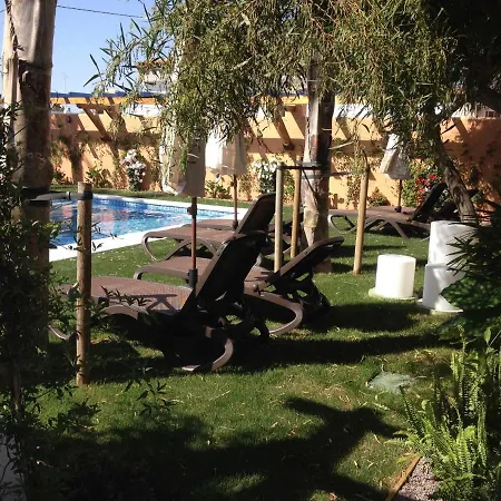 Estudio Con Jardincito Privado Barbacoa Y Piscina * Cadiz